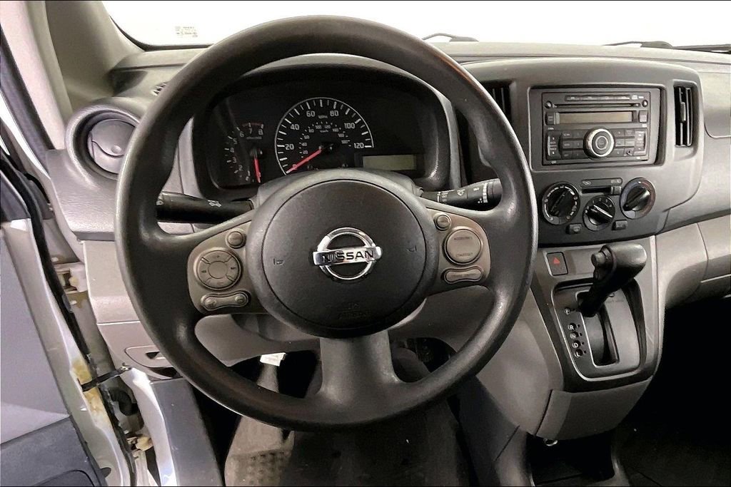 Used 2017 Nissan NV200 SV image 7