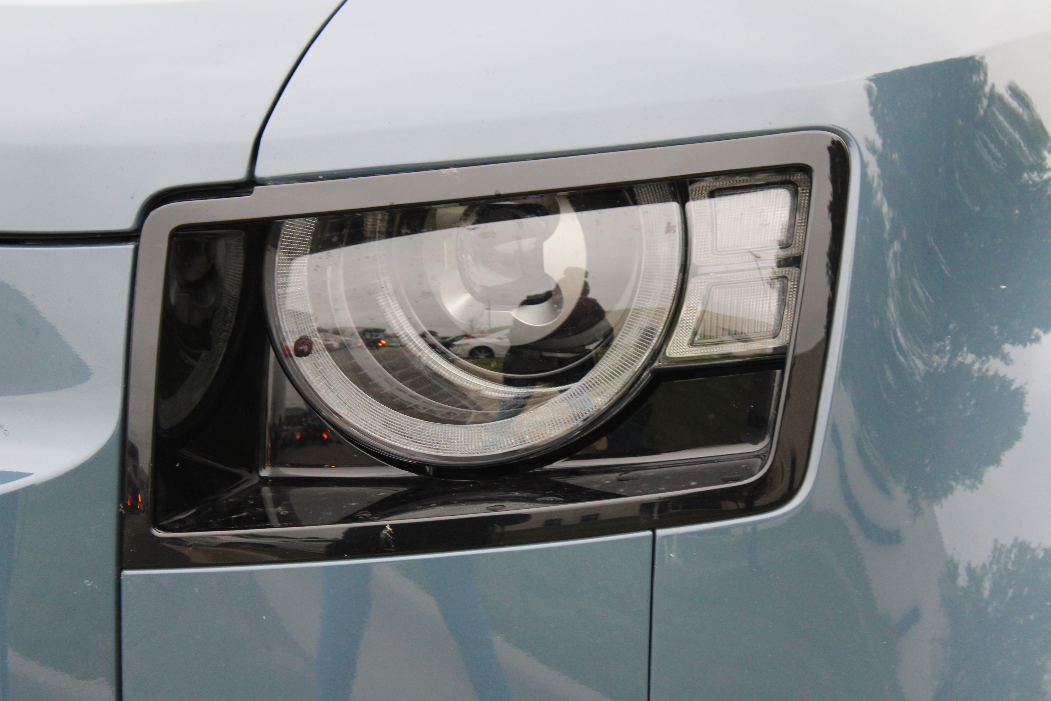 Used 2024 Land Rover Defender 110 S image 67