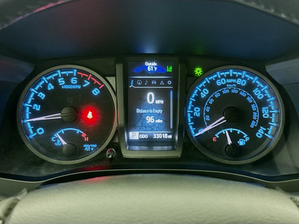 Used 2022 Toyota Tacoma TRD Off-Road w/ Technology Package AWD/4WD image 14