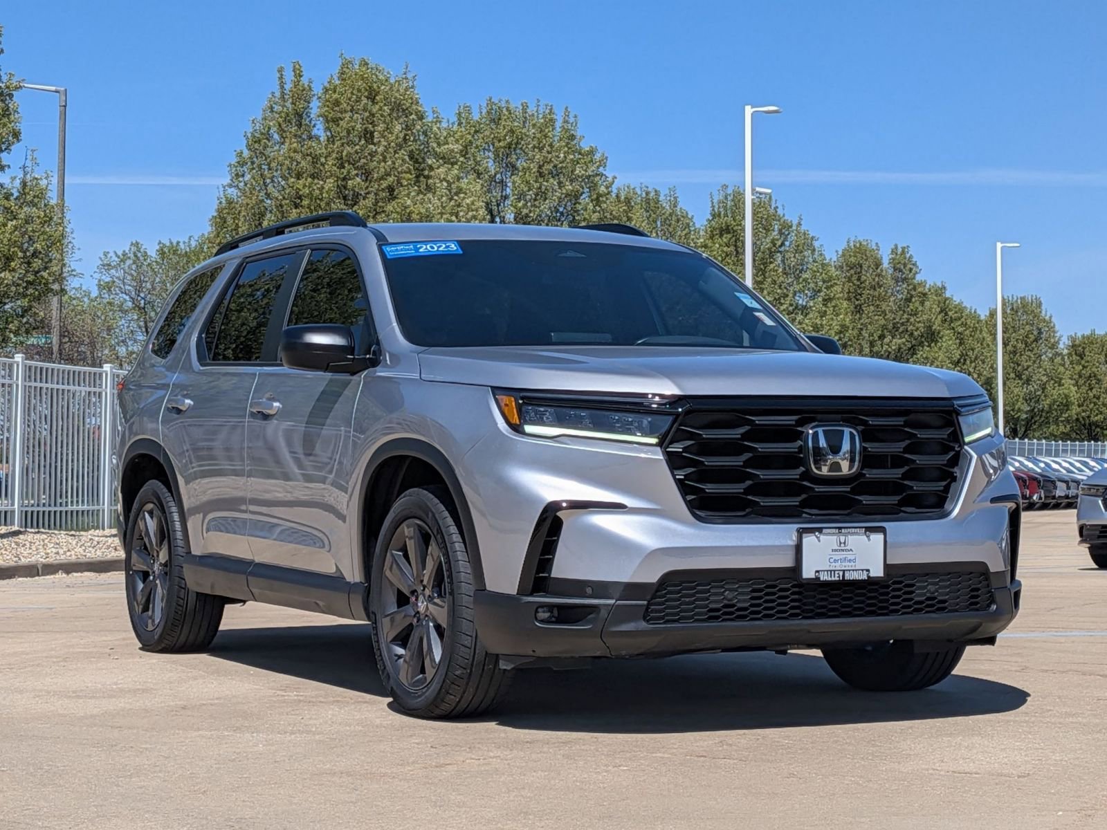 Certified 2023 Honda Pilot Sport image 4