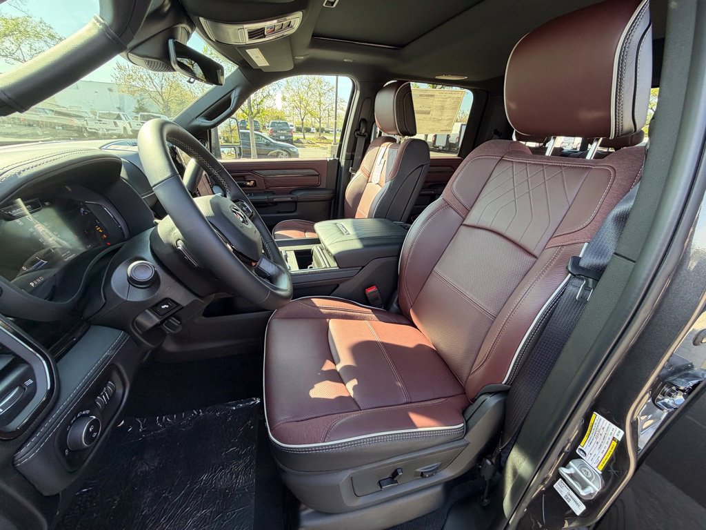 New 2026 RAM 2500 Limited AWD/4WD image 16