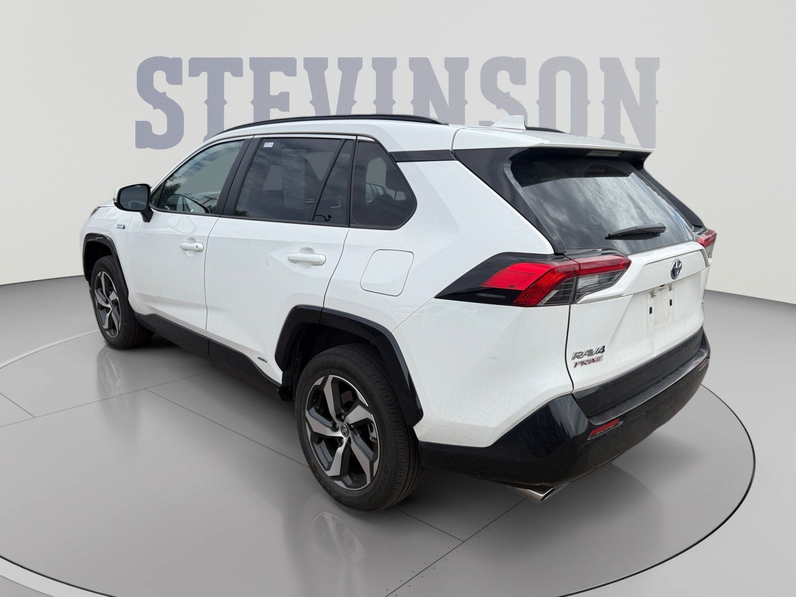 Used 2023 Toyota RAV4 SE w/ Weather & Moonroof Package AWD/4WD image 3