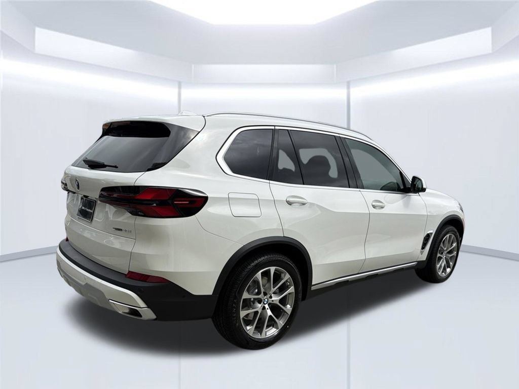 New 2026 BMW X5 sDrive40i w/ Parking Assistance Package RWD image 6