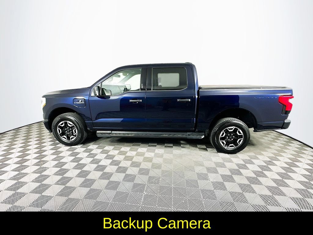 Used 2023 Ford F150 Lightning XLT image 6