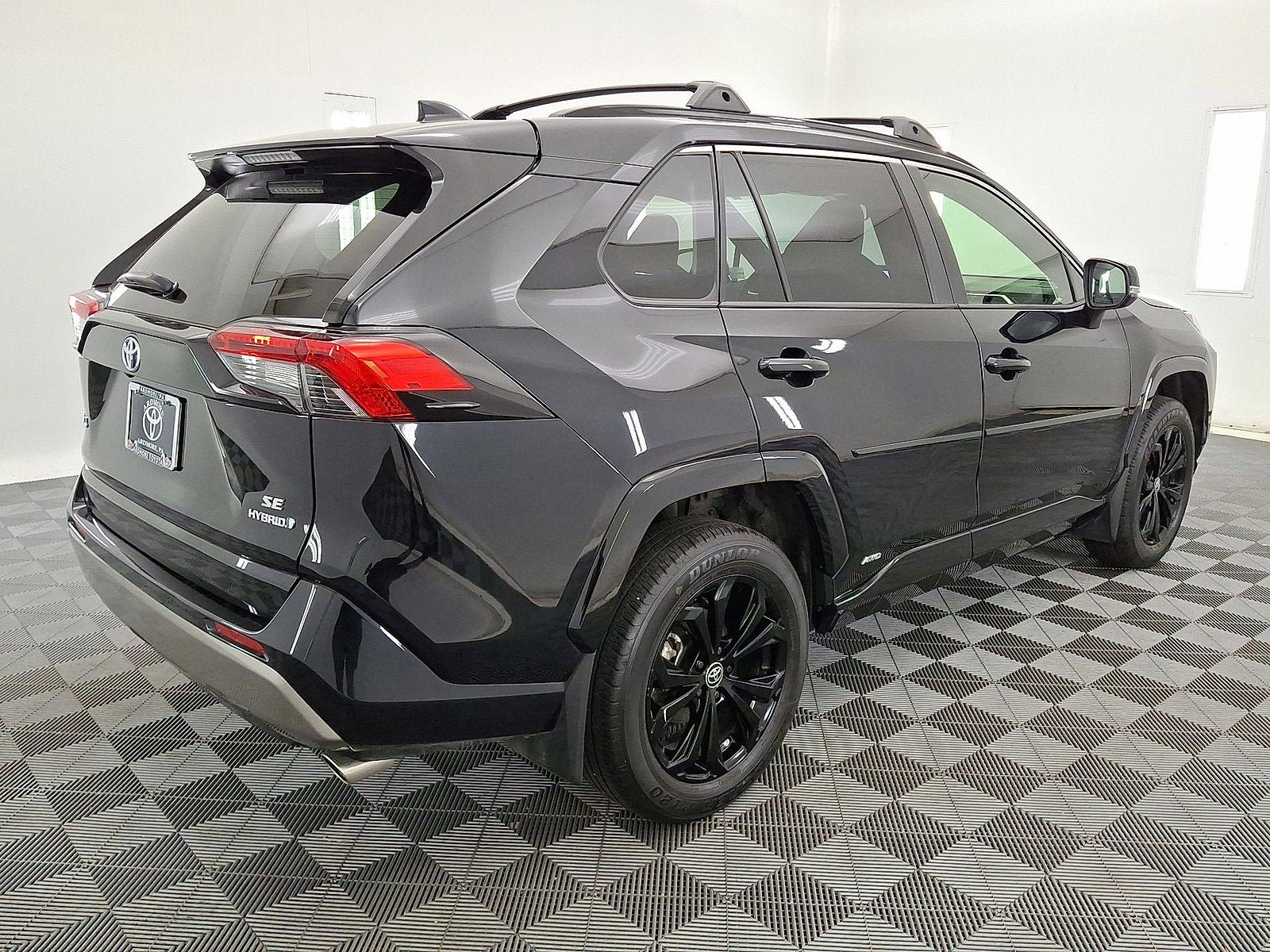 Certified 2023 Toyota RAV4 SE w/ Convenience Package AWD/4WD image 25