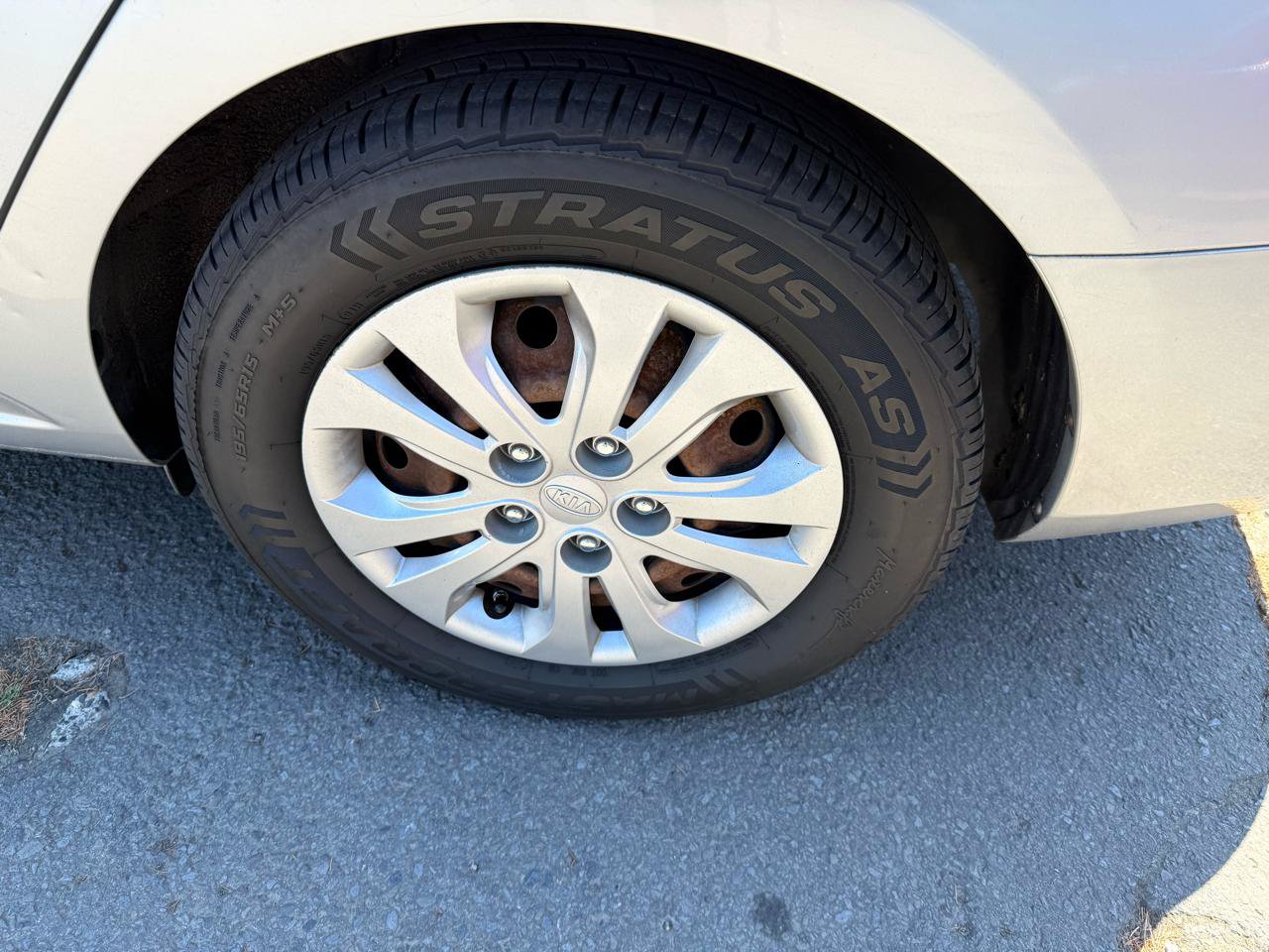 Used 2013 Kia Forte EX FWD image 29