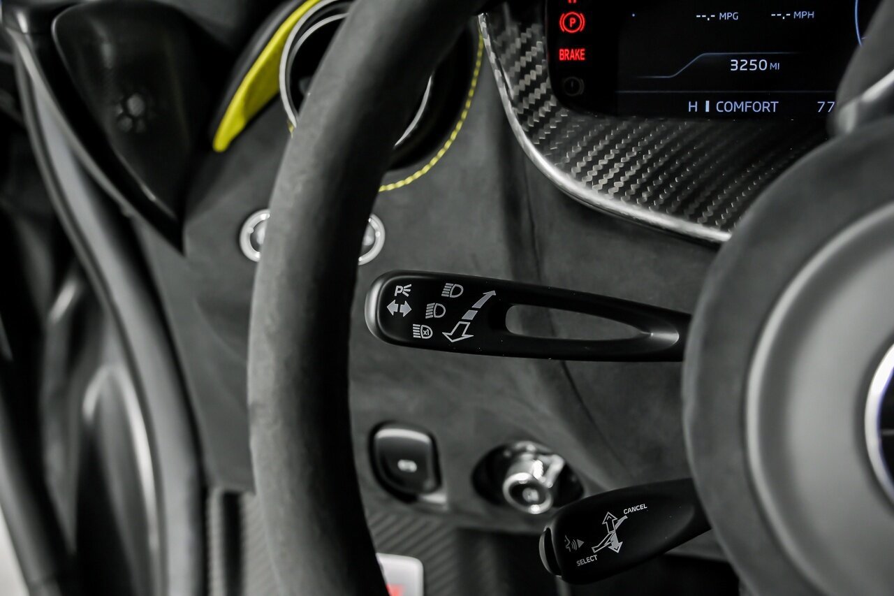 Used 2024 McLaren 750S Spider RWD image 31