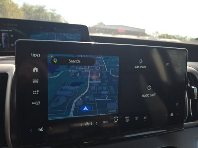 Used 2025 Ford Expedition Active RWD image 12