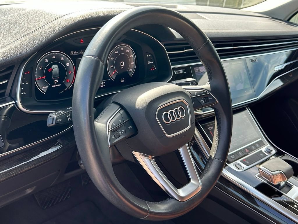 Used 2023 Audi Q7 3.0T Premium w/ Convenience Package AWD/4WD image 18