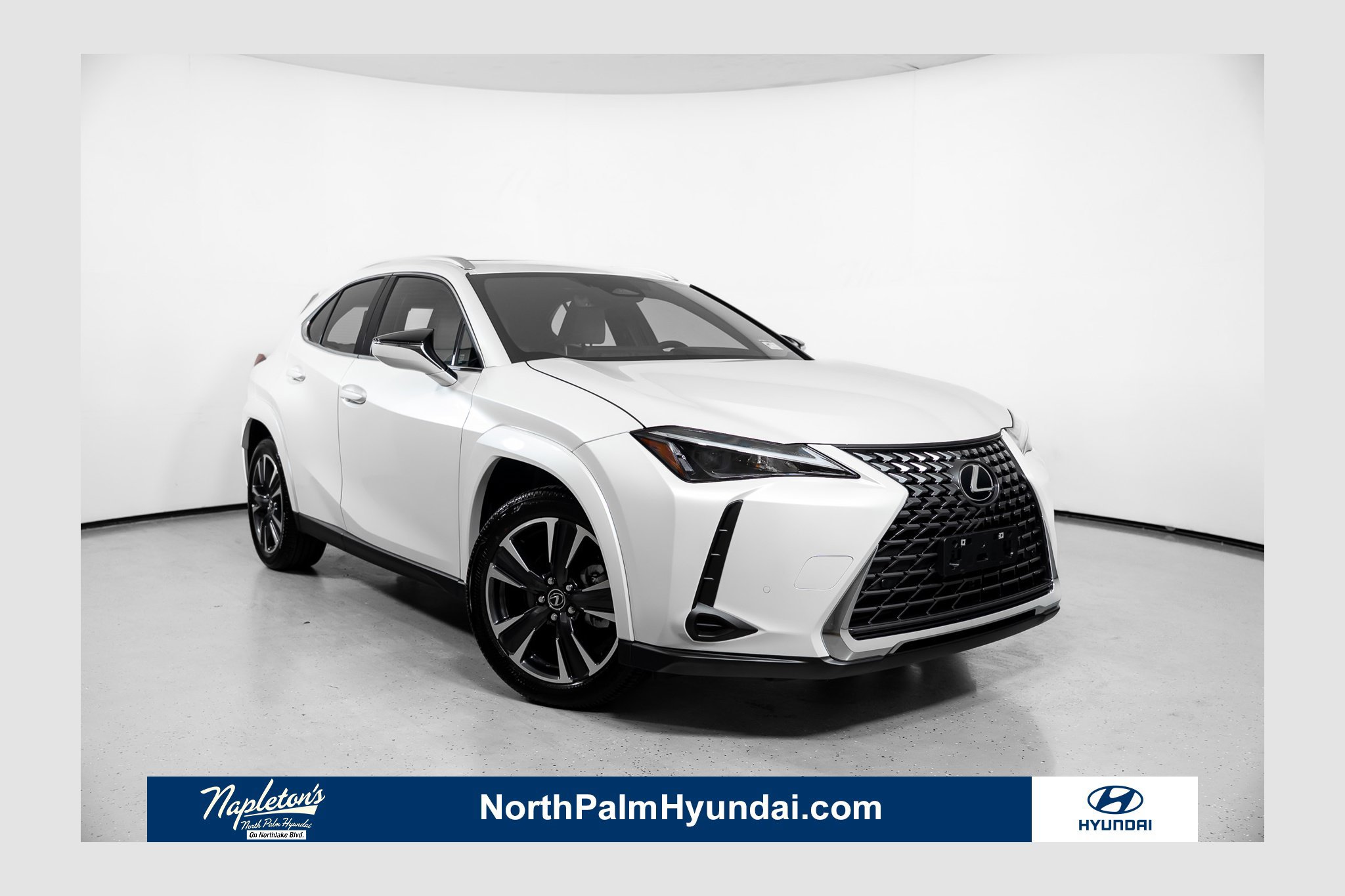 Used 2025 Lexus UX 300h AWD w/ Accessory Package (Z1) image 1