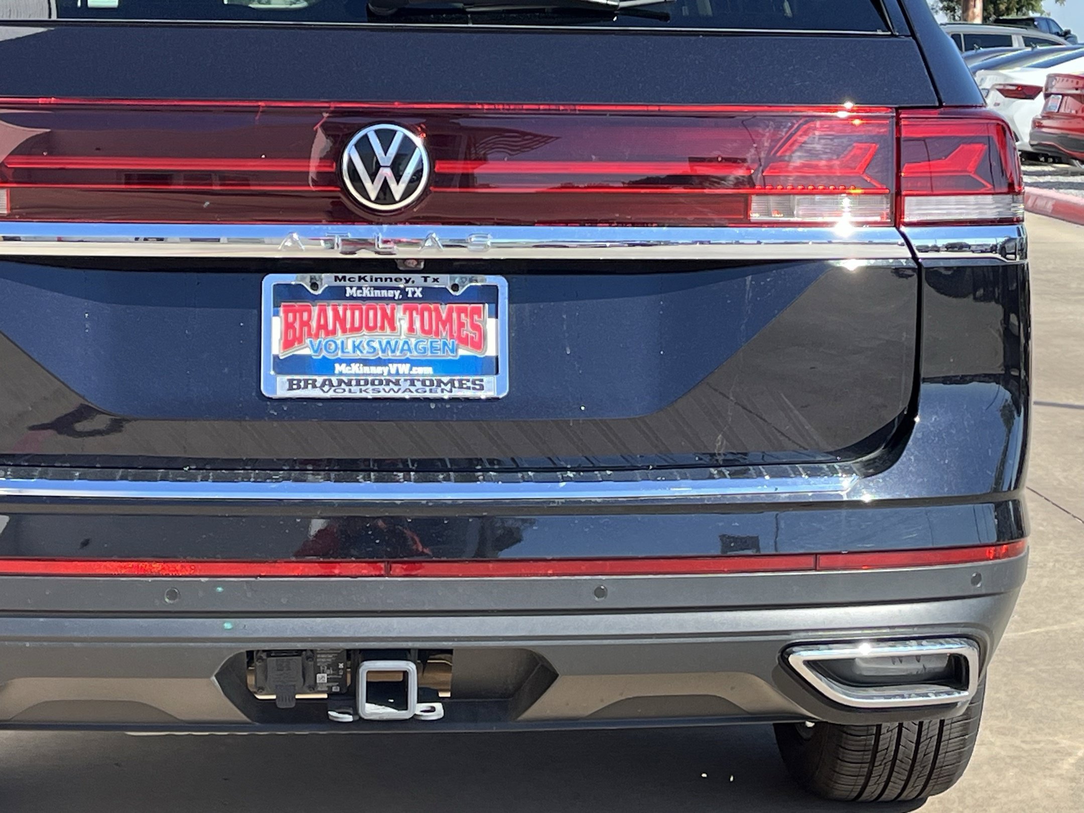 Certified 2026 Volkswagen Atlas SE FWD image 7