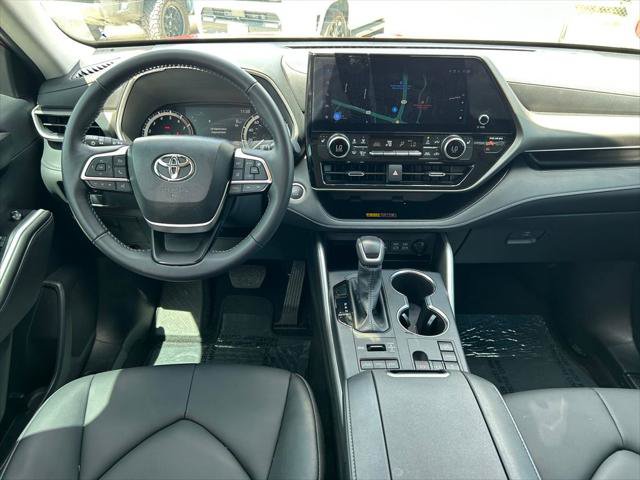 Certified 2026 Toyota Highlander XLE AWD/4WD image 19