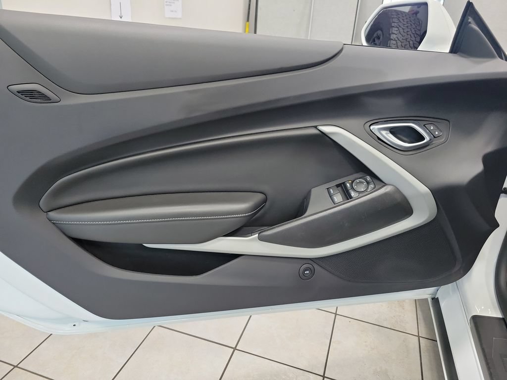 Used 2023 Chevrolet Camaro LT RWD image 31