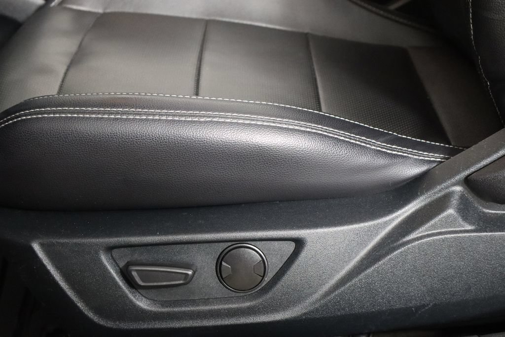Used 2023 Ford Mustang Premium RWD image 29