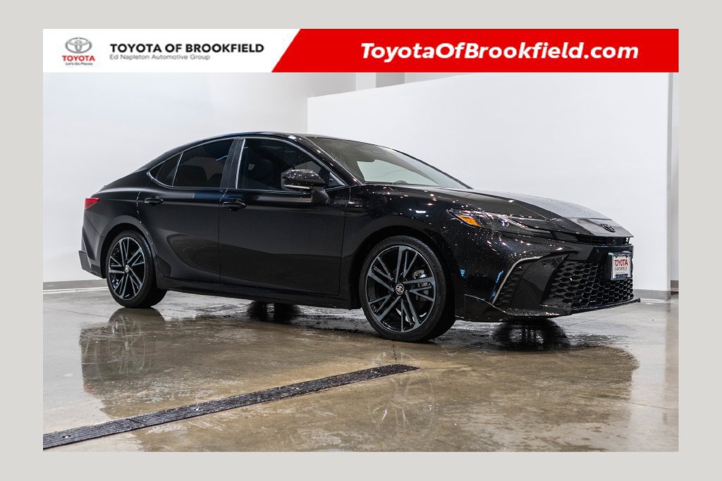 Used 2026 Toyota Camry XSE w/ Premium Plus Package FWD image 1