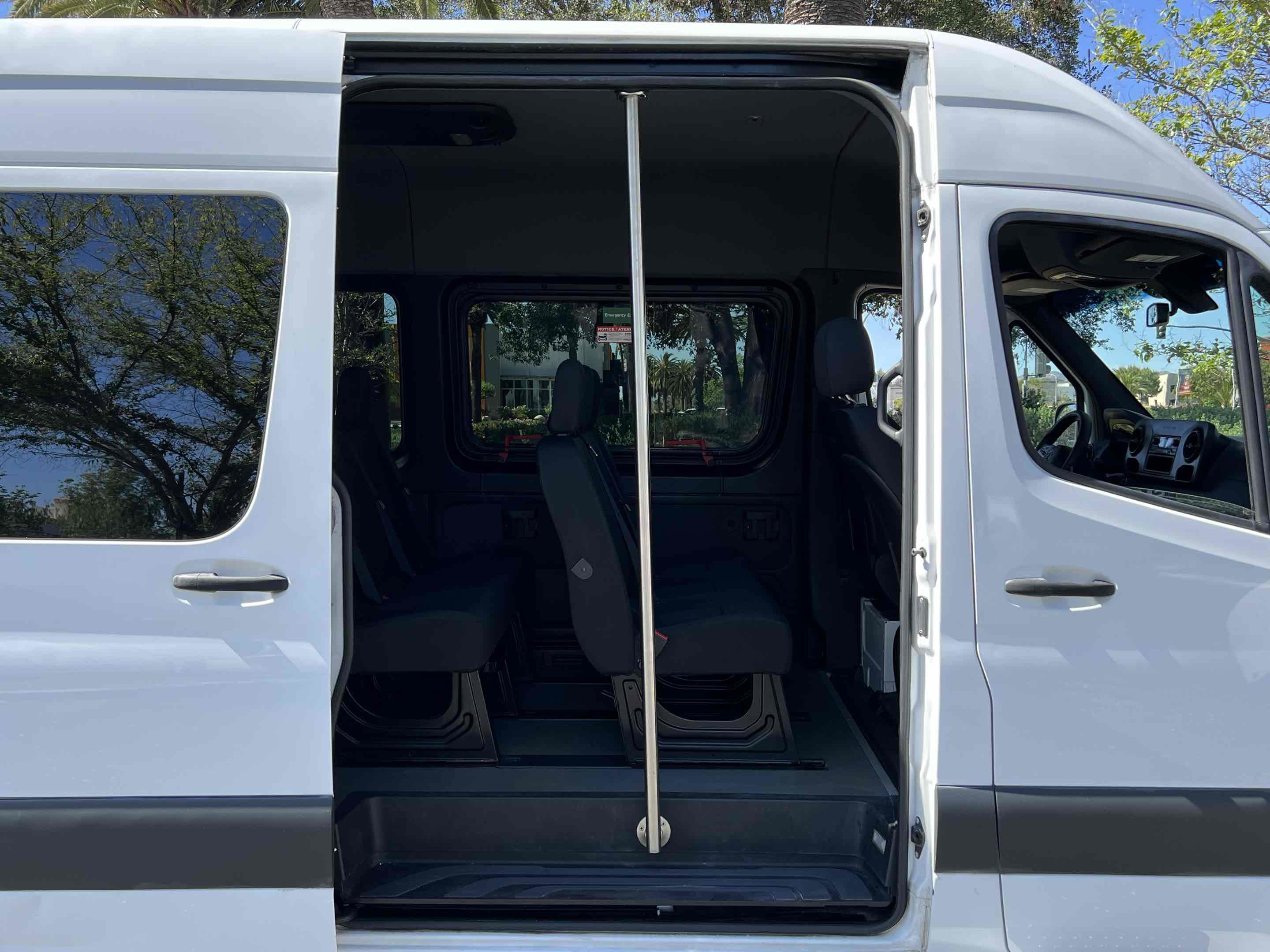 Used 2019 Mercedes-Benz Sprinter 2500 w/ Driver Convenience Package image 66