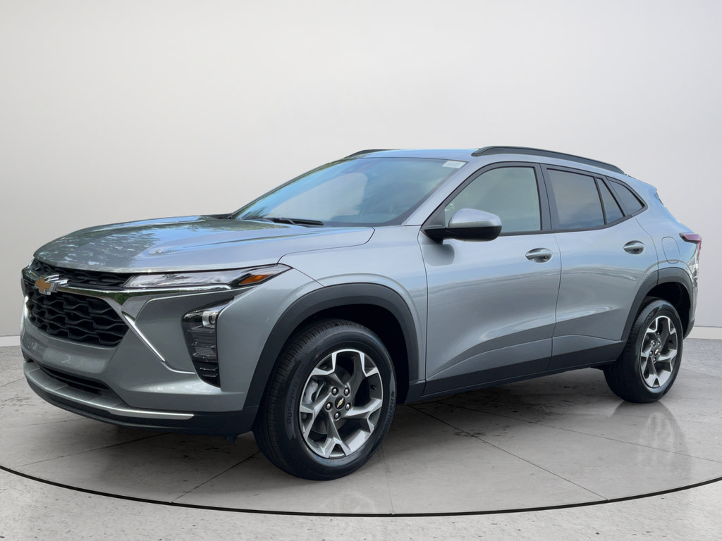 New 2026 Chevrolet Trax LT FWD image 3