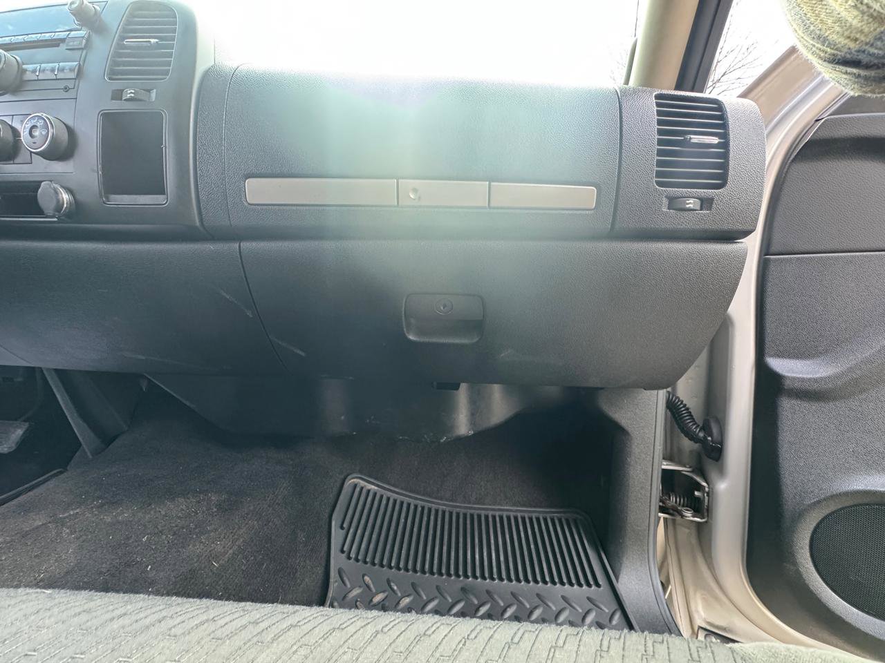 Used 2009 Chevrolet Silverado 1500 LT w/ Power Pack Plus image 31