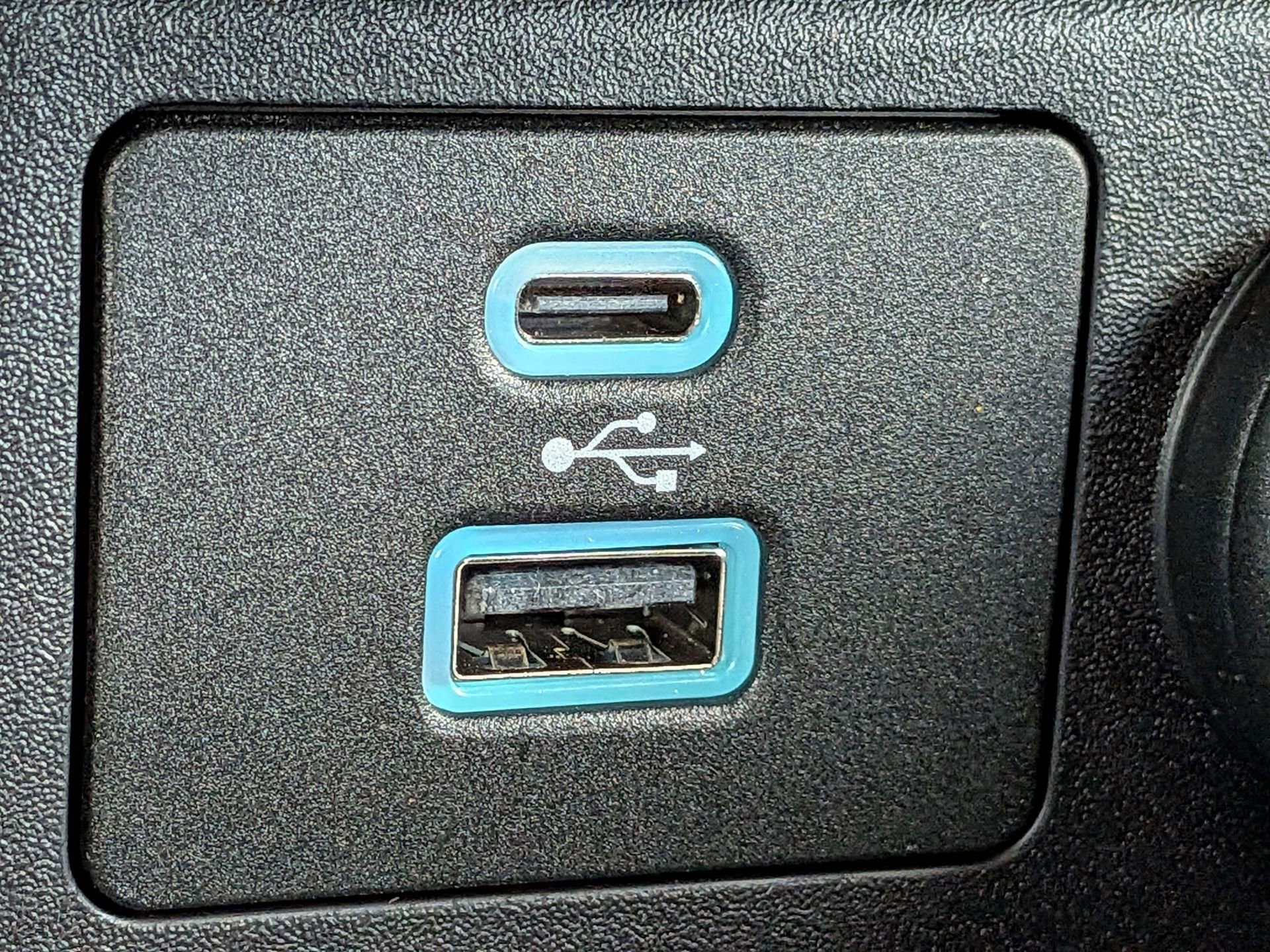 Certified 2023 Ford Escape ST-Line w/ Tech Pack #1 image 27