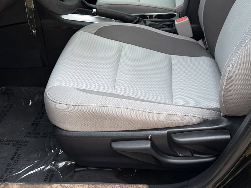 Used 2018 Toyota Corolla FWD image 17