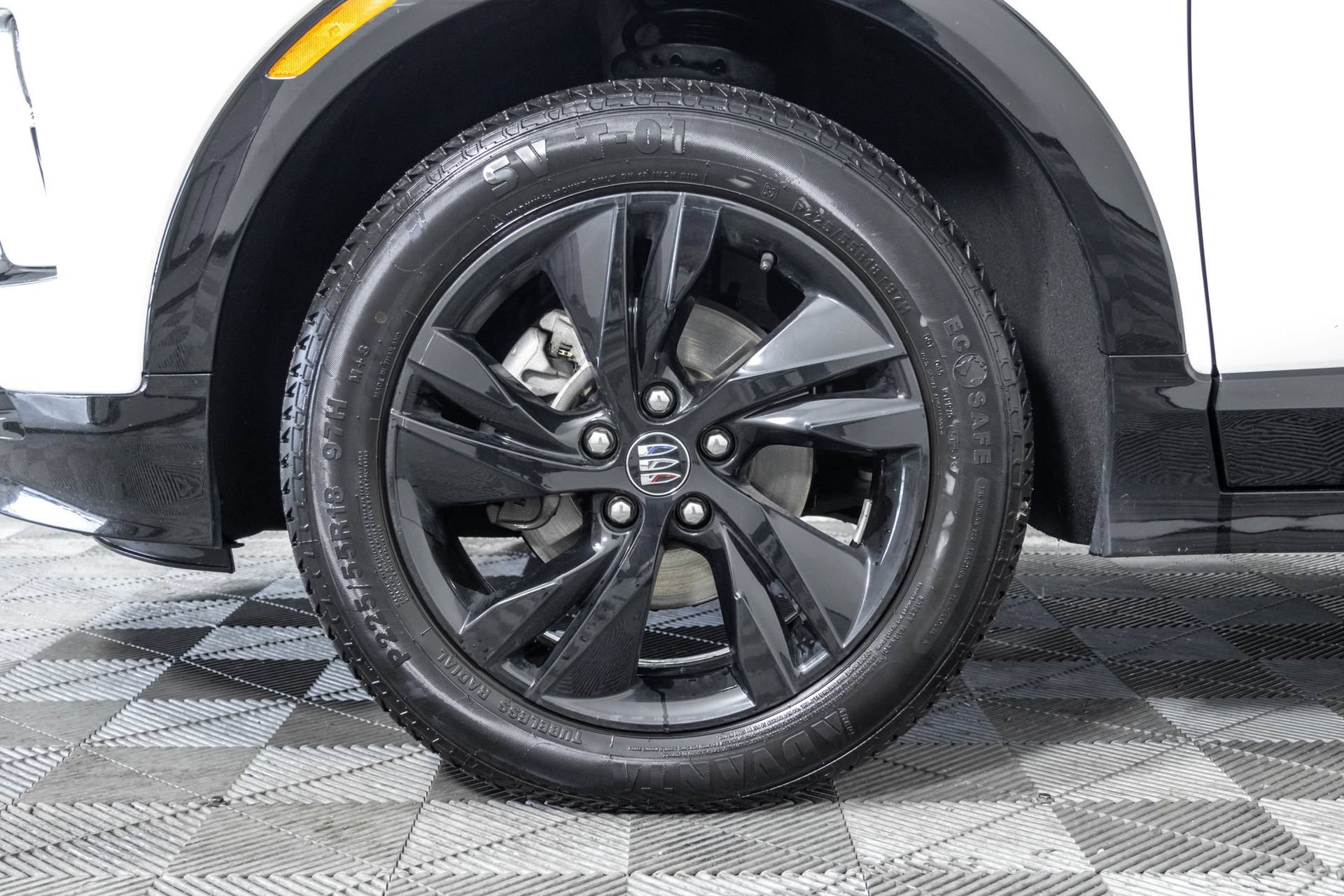 Used 2024 Buick Encore GX Sport Touring AWD/4WD image 45