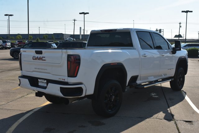 Used 2025 GMC Sierra 2500 AT4 AWD/4WD image 5