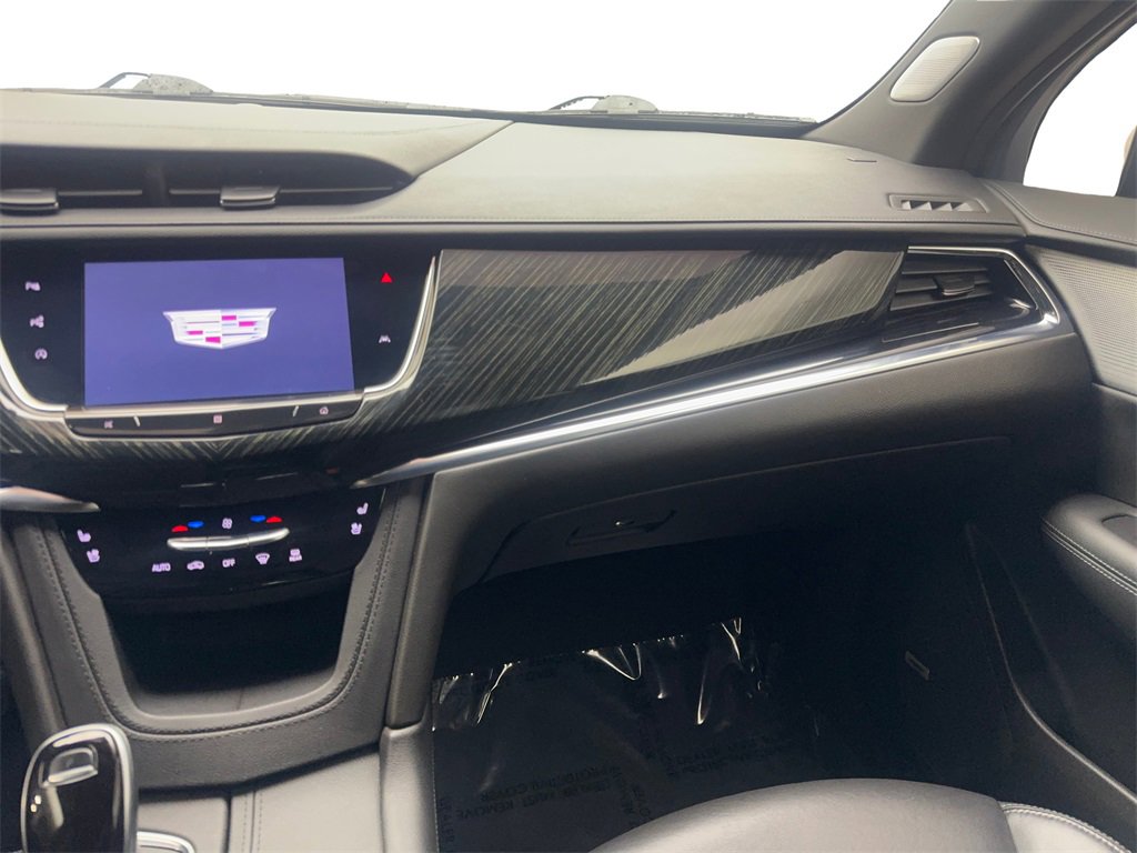 Used 2021 Cadillac XT6 Premium Luxury image 59