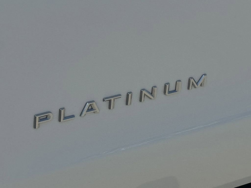 Used 2025 Ford Expedition Max Platinum AWD/4WD image 10