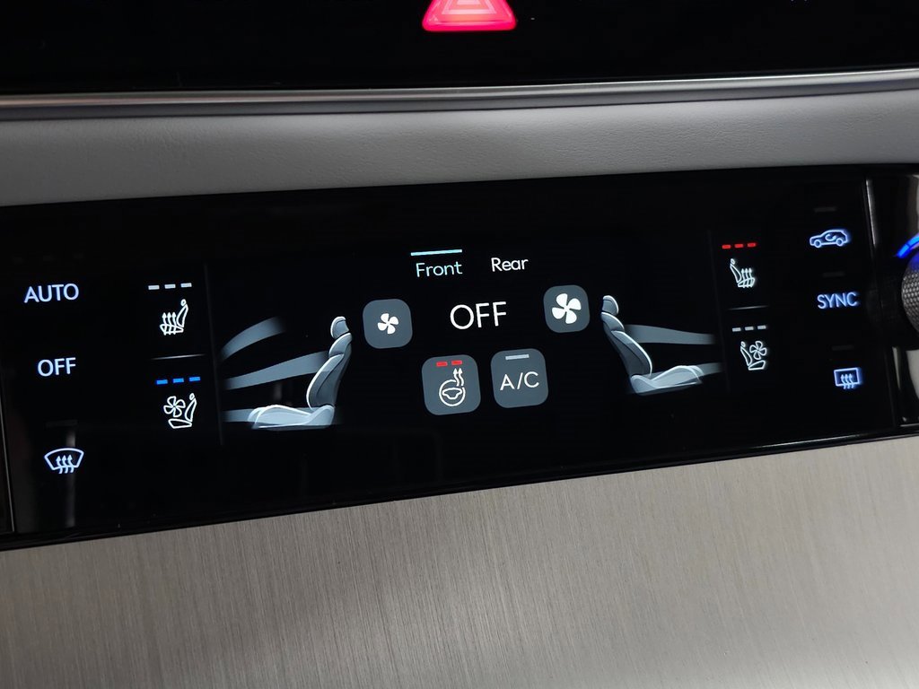 Used 2026 Genesis GV70 2.5T Advanced image 26