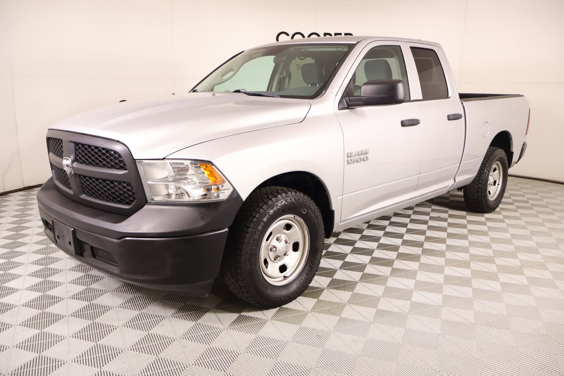 Used 2018 RAM 1500 Tradesman w/ Popular Equipment Group RWD image 9
