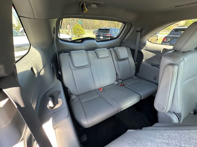 Used 2017 Toyota Highlander XLE image 18