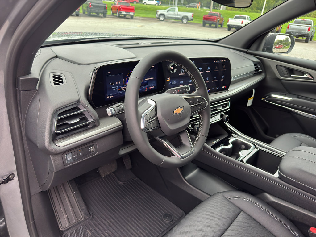 New 2026 Chevrolet Traverse LT image 11