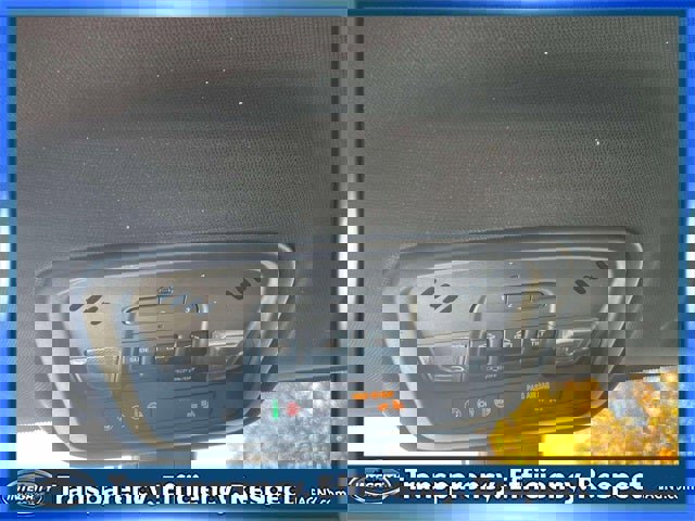 Used 2023 Chevrolet Traverse RS image 33