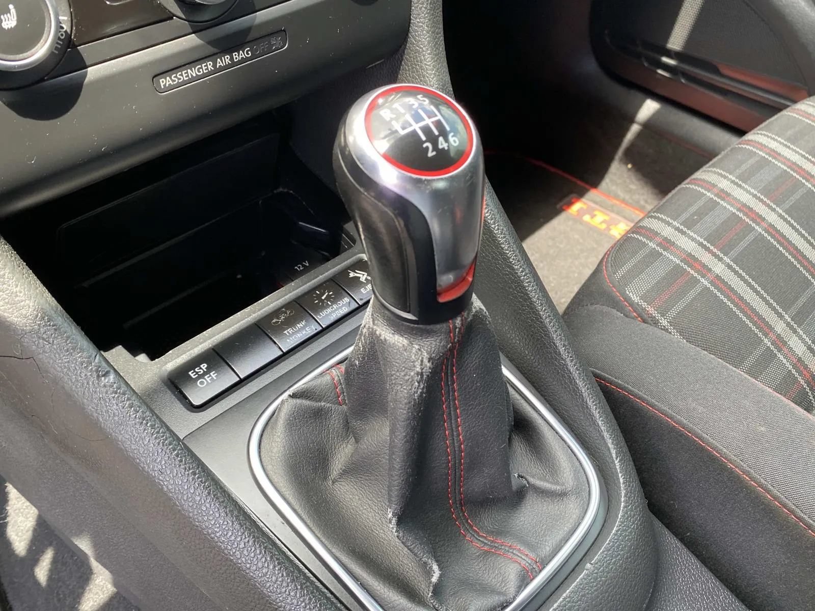 Used 2010 Volkswagen GTI 4-Door FWD image 25