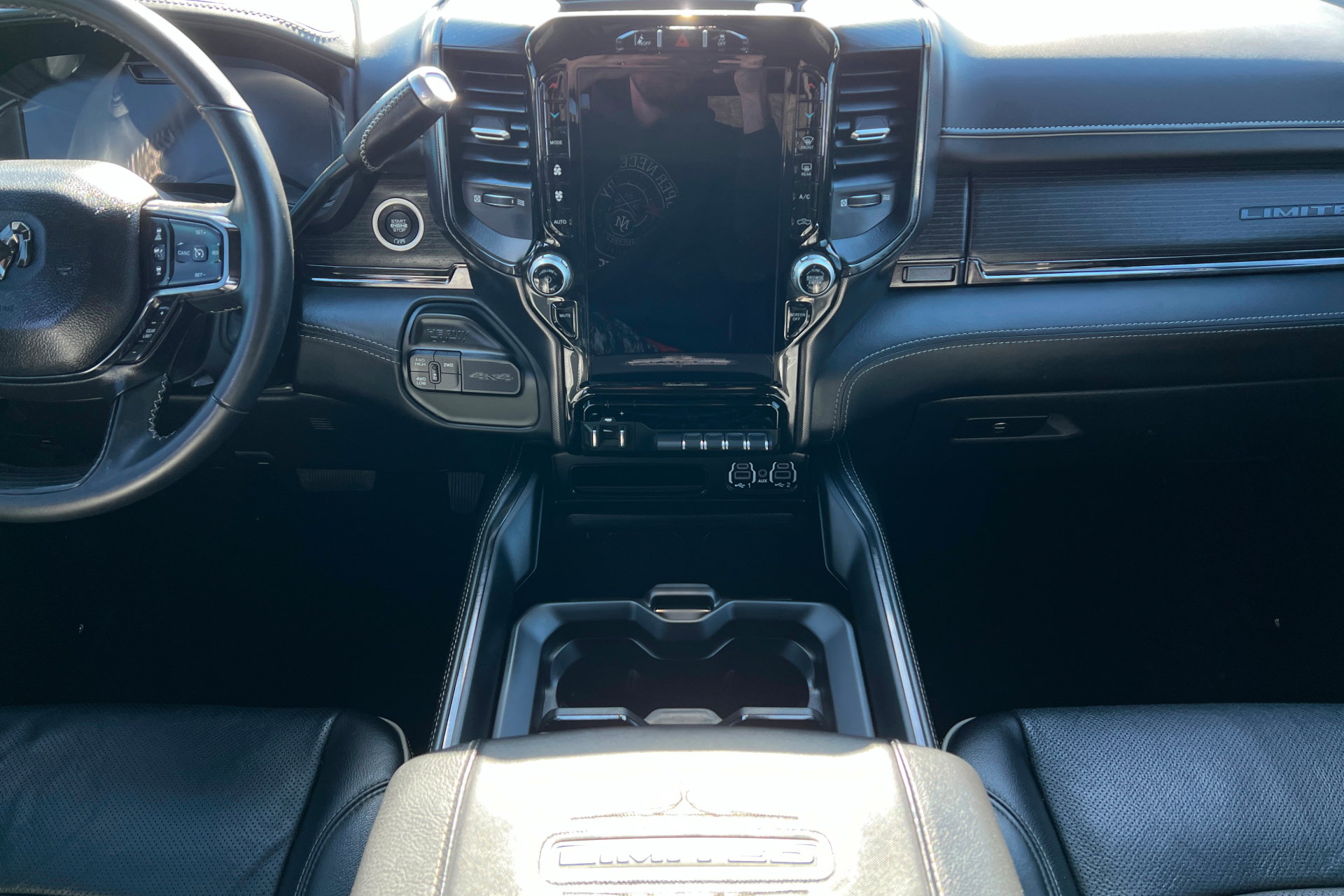 Used 2024 RAM 2500 Limited image 13