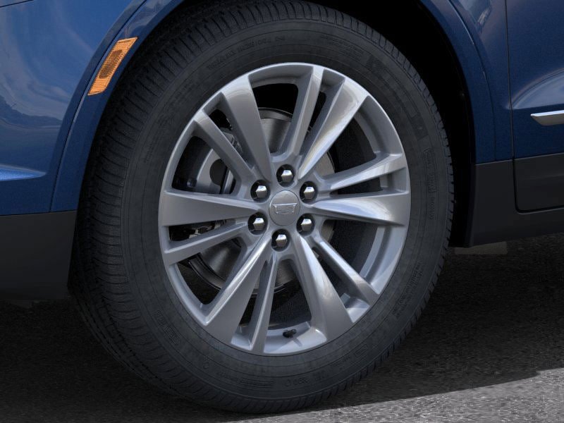 New 2025 Cadillac XT5 Premium Luxury w/ LPO, Floor Liner Package image 9