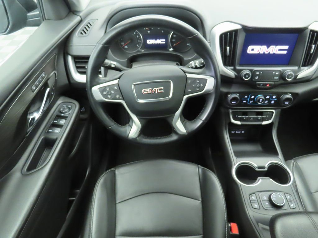 Used 2023 GMC Terrain SLT image 10