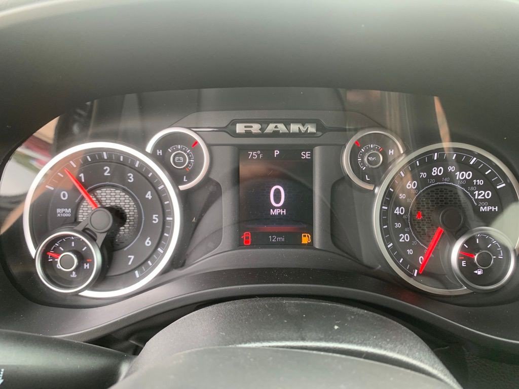 New 2026 RAM 1500 Big Horn AWD/4WD image 17