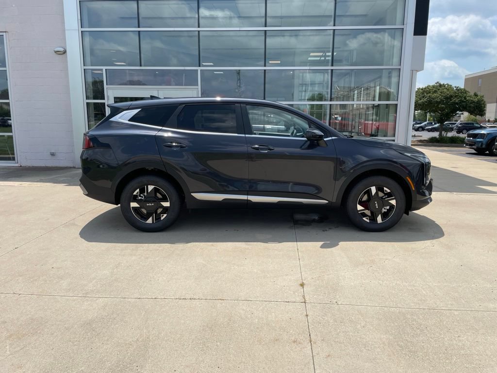 New 2026 Kia Sportage LX AWD/4WD image 4