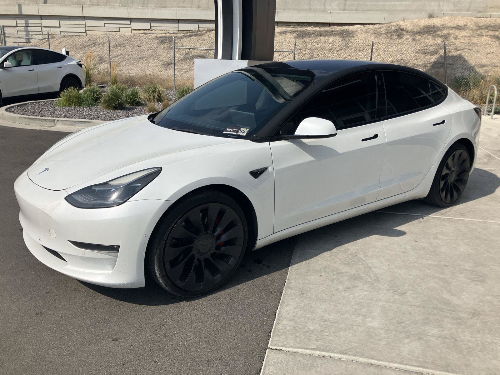 Used 2022 Tesla Model 3 Performance AWD/4WD image 4