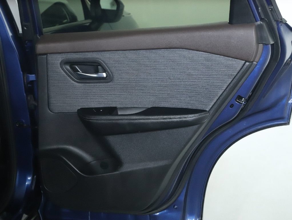 Certified 2023 Nissan Rogue SV AWD/4WD image 31