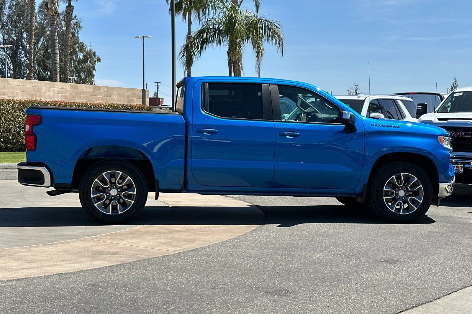 Certified 2023 Chevrolet Silverado 1500 LT image 3