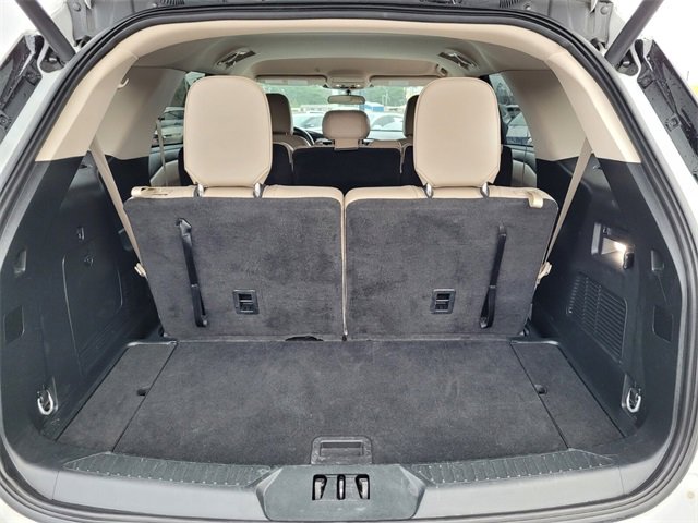 Used 2023 Ford Explorer XLT w/ Equipment Group 202A image 18