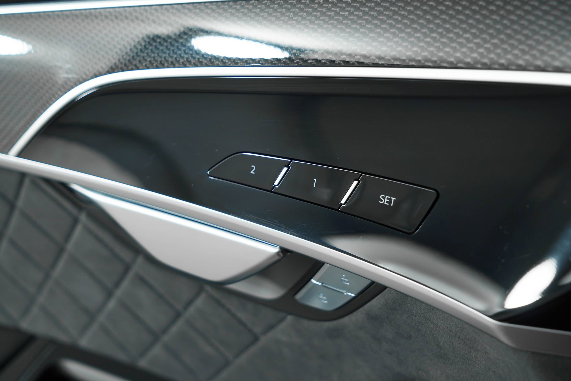 New 2025 Audi S8 image 30