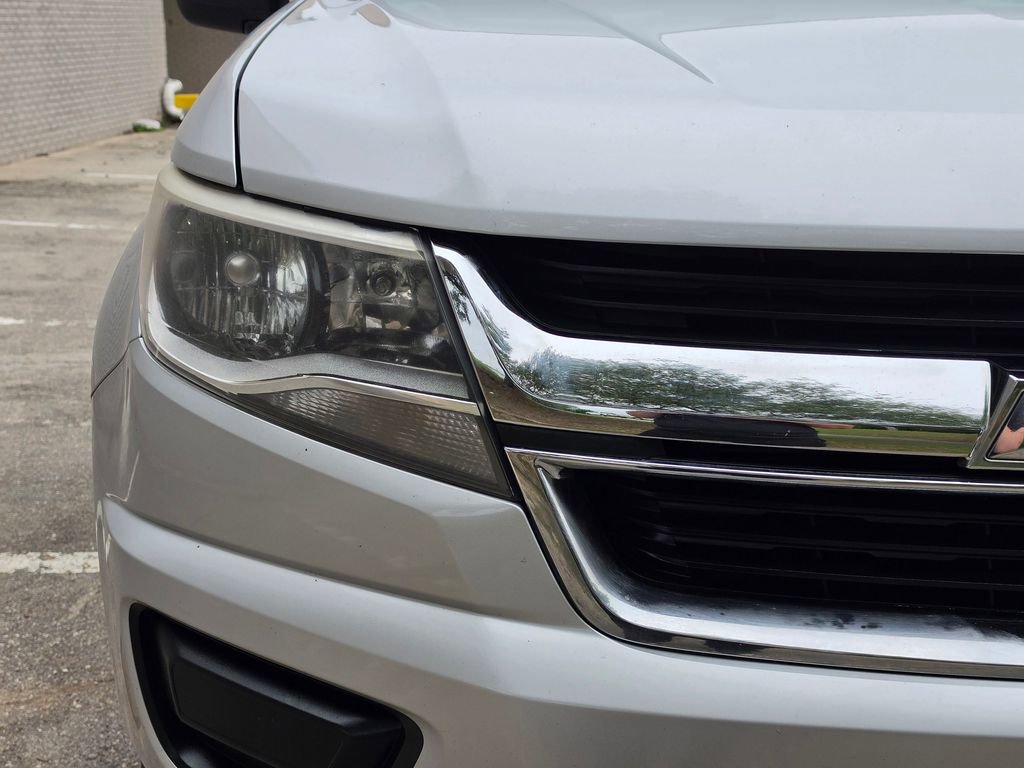 Used 2018 Chevrolet Colorado W/T RWD image 12