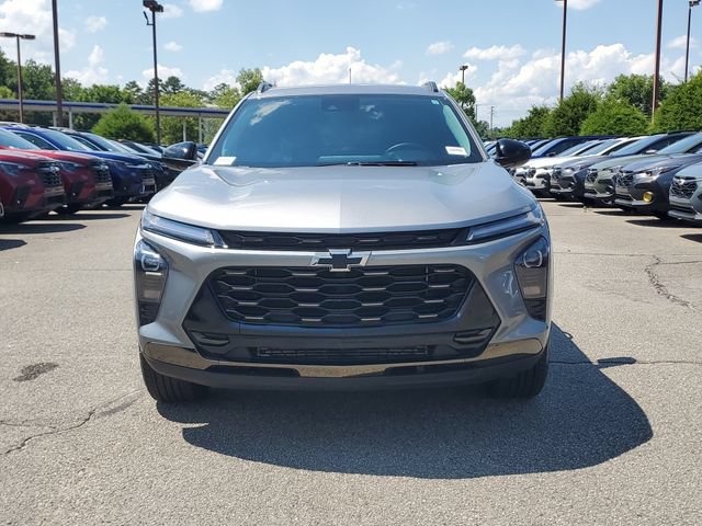 Used 2025 Chevrolet Trax ACTIV w/ Driver Confidence Package FWD video 2