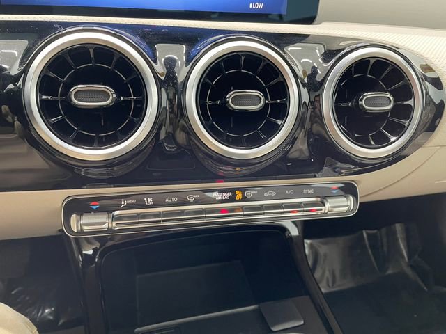 New 2025 Mercedes-Benz CLA 250 image 37