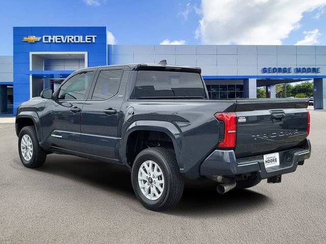 Used 2024 Toyota Tacoma SR5 image 3