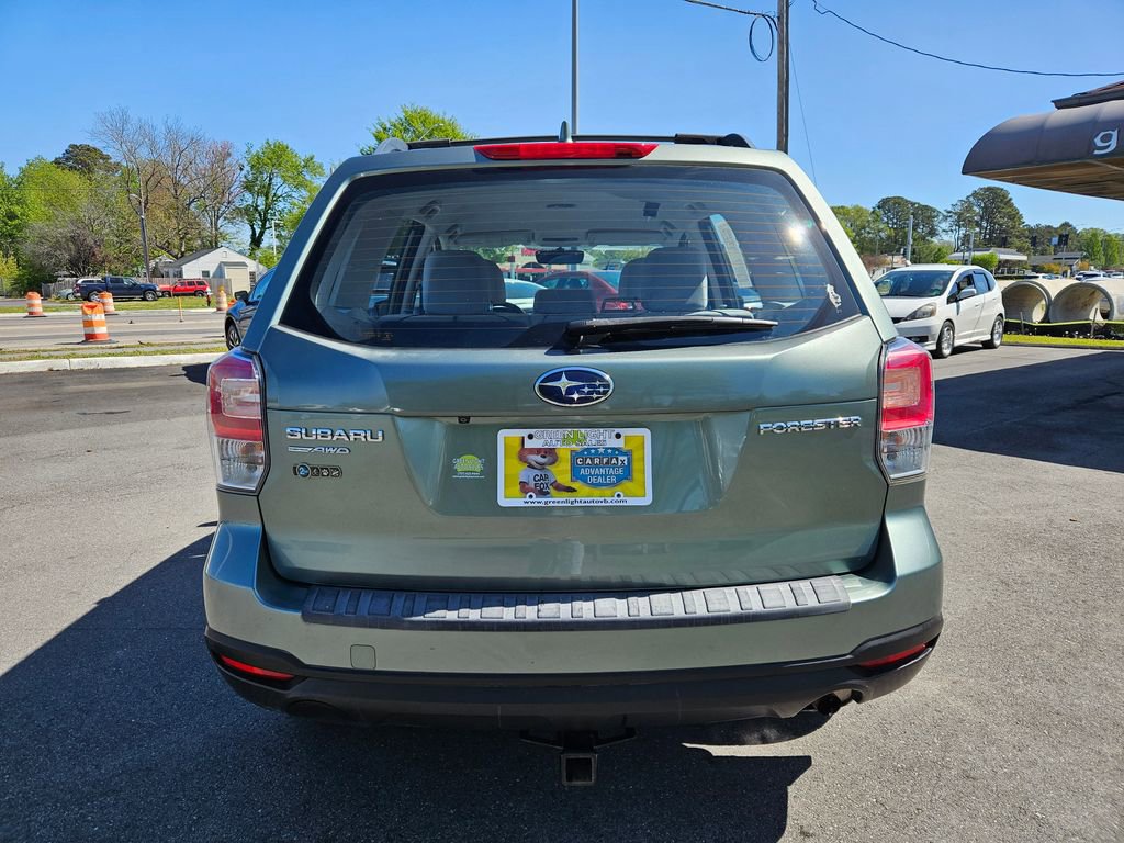 Used 2018 Subaru Forester 2.5i w/ Alloy Wheel Package image 6
