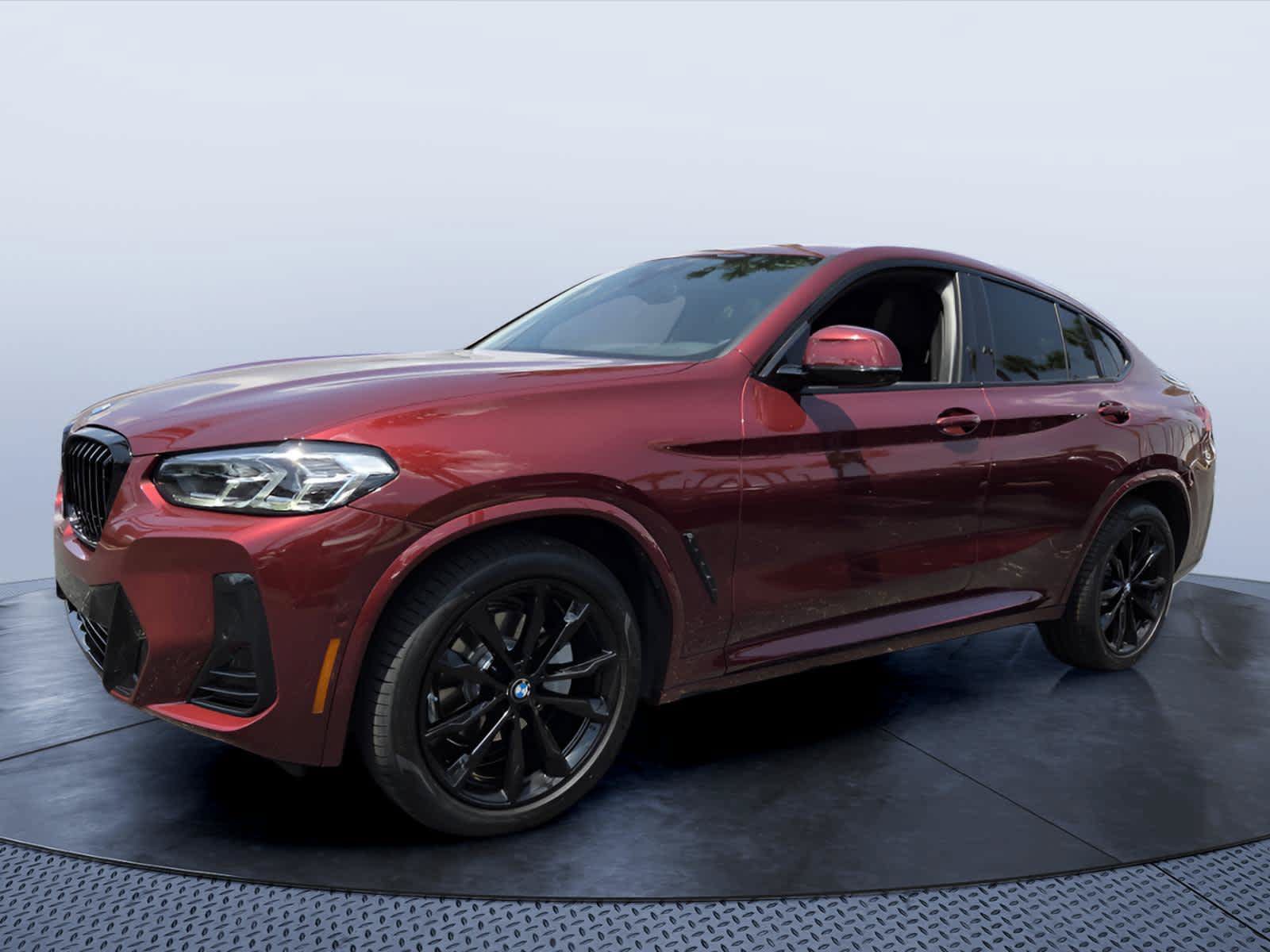 Used 2025 BMW X4 xDrive30i w/ Premium Package AWD/4WD image 2